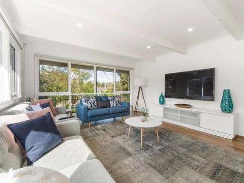 Amelia - Moments To The Bay - Lennox Head Accommodation 1