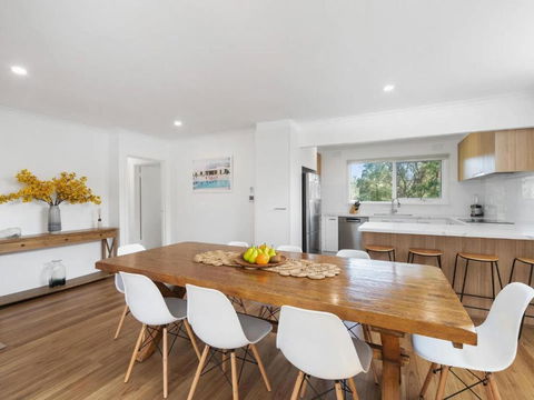 Amelia - Moments To The Bay - Lennox Head Accommodation 2