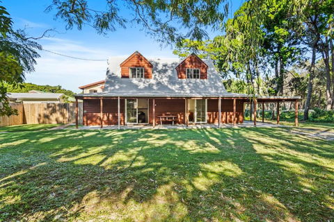 Amity Oasis - Lennox Head Accommodation 0
