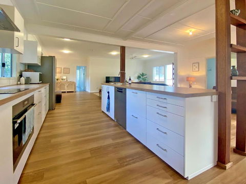 Amity Ohana - Lennox Head Accommodation 1