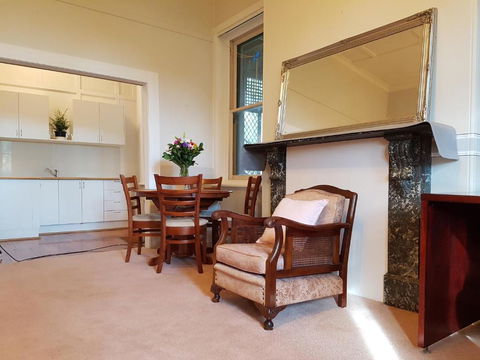 Anglesey House Iconic Forbes CBD Heritage Home - Lennox Head Accommodation 2