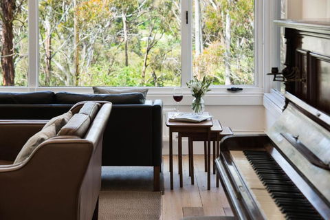 Annecy House - Lennox Head Accommodation 0