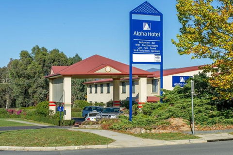 Alpha Hotel Canberra - Lennox Head Accommodation 0