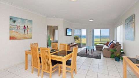 Apartment 16 - The Meridian - Lennox Head Accommodation 1