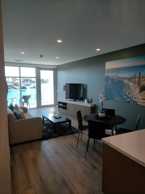 Apartment 3 Wallaroo Marina - Lennox Head Accommodation 1