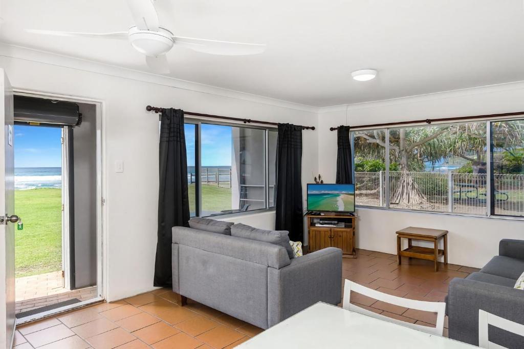 Apartment 4B
