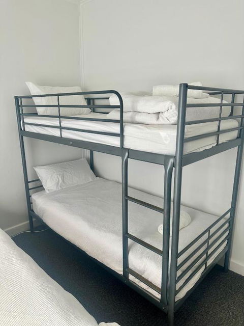 Apartment In The Centre Of Cooma - Lennox Head Accommodation 2
