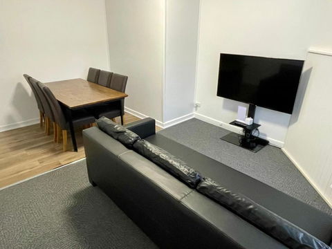 Apartment In The Centre Of Cooma - Lennox Head Accommodation 0
