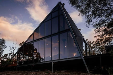 Apollo Bay House - Lennox Head Accommodation 0