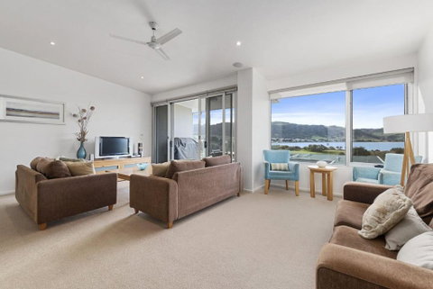 Apollo Blue 12 - Lennox Head Accommodation 4