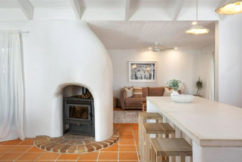 Apollo House - Lennox Head Accommodation 2