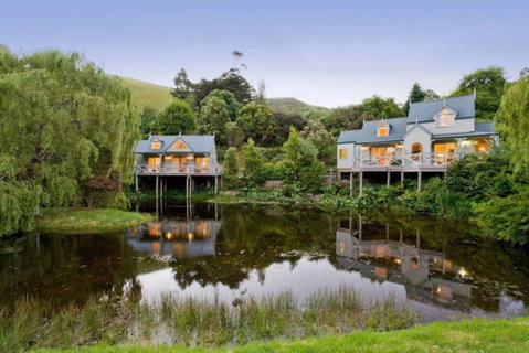 Apple Tree Cottage - Lennox Head Accommodation 1