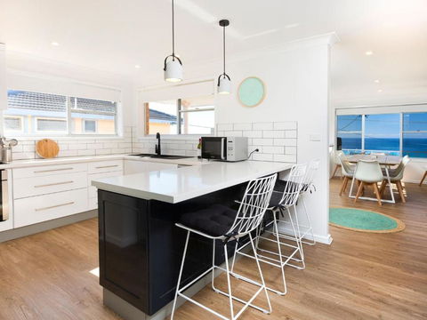 Aqua Palm With Sweeping One Mile Views - Lennox Head Accommodation 0