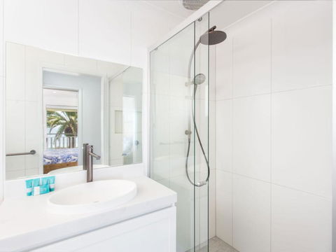 Aqua Palm With Sweeping One Mile Views - Lennox Head Accommodation 4