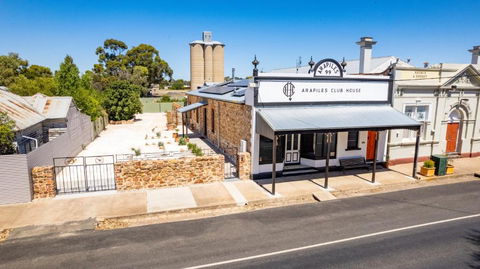 Arapiles Crash Pad - Lennox Head Accommodation 1