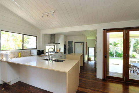 Archies Beach Abode - Lennox Head Accommodation 1