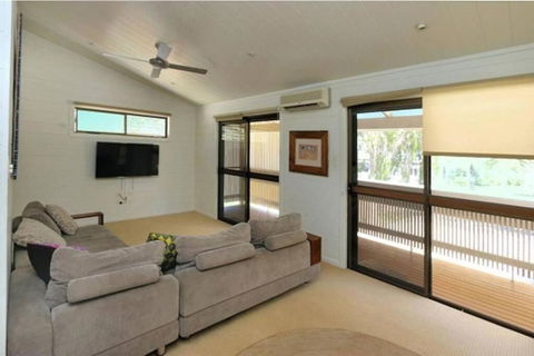 Archies Beach Abode - Lennox Head Accommodation 2
