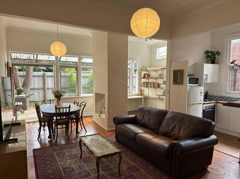 Artsy North Melbourne 2-Bedder - Lennox Head Accommodation 0