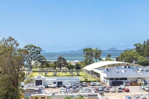 Ash Haven, 19 Ash St - Views, Pool, Air Con, Boat Parking, Wi-Fi - Lennox Head Accommodation 0
