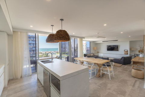 Astina Suites, Forster - Lennox Head Accommodation 0