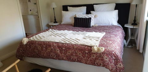 Astley Cottage - Lennox Head Accommodation 0