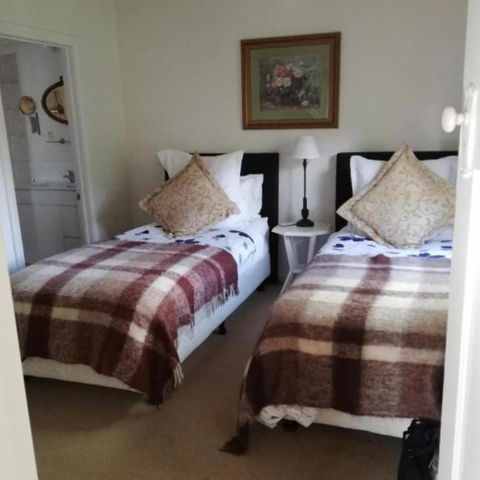 Astley Cottage - Lennox Head Accommodation 1