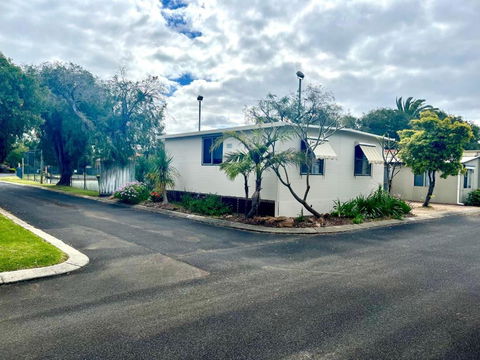 At Busso Cabin 56 - Lennox Head Accommodation 1