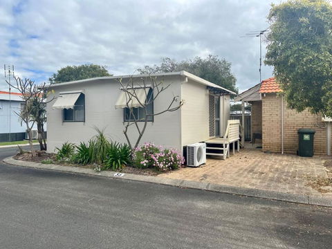 At Busso Cabin 56 - Lennox Head Accommodation 3