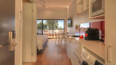 Atherton Apartments - Lennox Head Accommodation 0