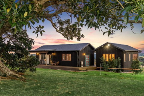 Aurora House - Lennox Head Accommodation 1