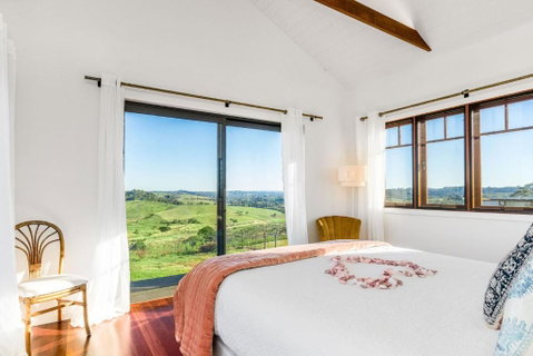 Aurora House - Lennox Head Accommodation 2