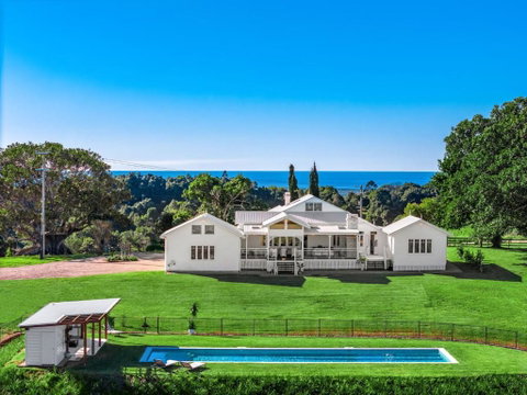Aurora House - Lennox Head Accommodation 0