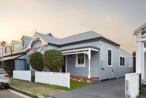 Austin Cottage - Lennox Head Accommodation 0