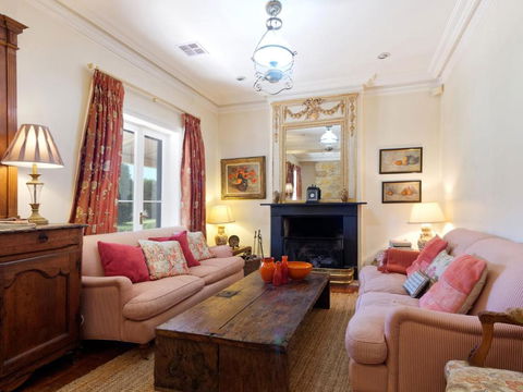 Aylmerton House And Cottage For 14 Southern Highlands - Lennox Head Accommodation 4