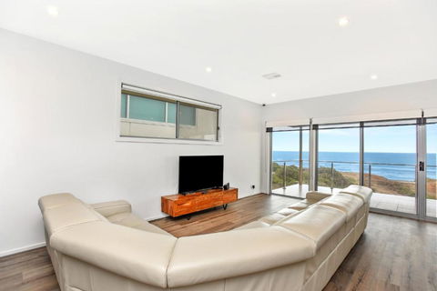 Avaya Sellicks Beachfront Getaway- Wifi - Lennox Head Accommodation 2