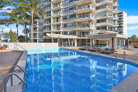 Pacific Regis Beachfront Holiday Apartments - Lennox Head Accommodation 3