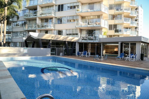 Pacific Regis Beachfront Holiday Apartments - Lennox Head Accommodation 9