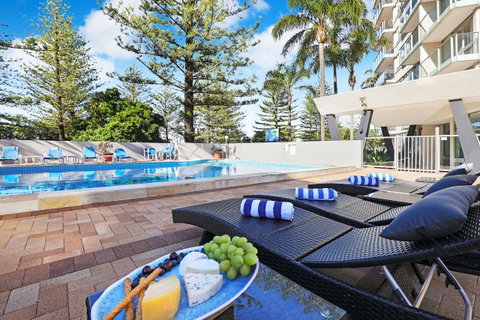 Pacific Regis Beachfront Holiday Apartments - Lennox Head Accommodation 1