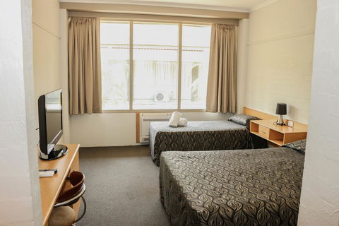 Salisbury Hotel Motel - Lennox Head Accommodation 11