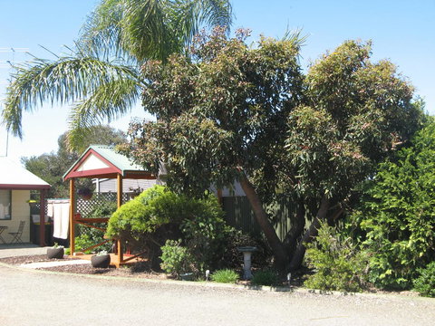 Ficifolia Lodge - Lennox Head Accommodation 25