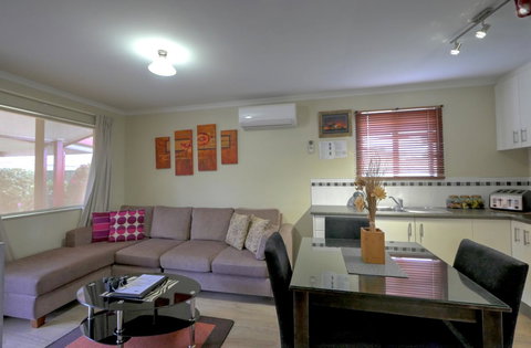 Ficifolia Lodge - Lennox Head Accommodation 10