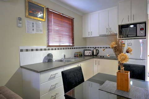 Ficifolia Lodge - Lennox Head Accommodation 15