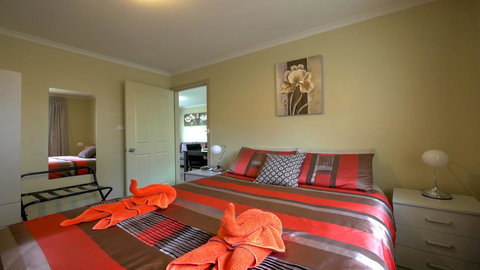Ficifolia Lodge - Lennox Head Accommodation 6