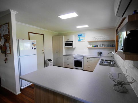 Amity Beach House - Lennox Head Accommodation 4
