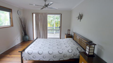 Amity Beach House - Lennox Head Accommodation 9