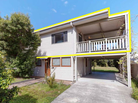 'Beach Break 1', 1/10 Lionel Street - Upstairs Unit With Aircon - Lennox Head Accommodation 0