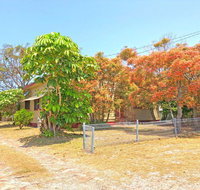 'Daves Place' 27 Rigney St - Holiday house with WIFI Aircon  Boat Parking - Lennox Head Accommodation