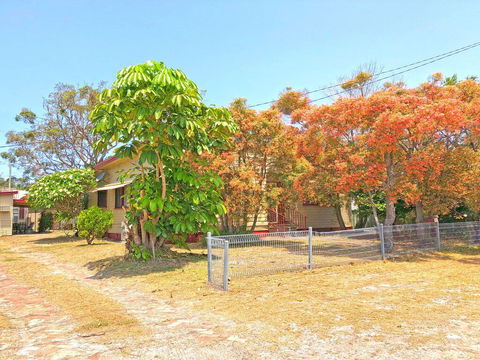 'Daves Place', 27 Rigney St - Holiday House With WIFI, Aircon & Boat Parking - Lennox Head Accommodation 0