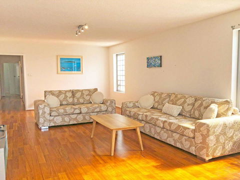 'Mooring One Downstairs', 23 Shoal Bay Rd - Fantastic Ground Floor Duplex With Views, WIFI And Air Conditioning - Lennox Head Accommodation 1