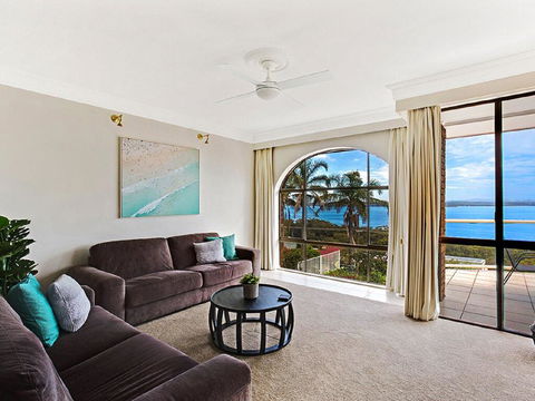 'The Bay', 25 Wallawa Rd - Huge Home With Aircon, Spectacular Views & Chromecast - Lennox Head Accommodation 2